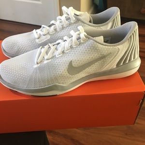 New Nike Training Flywire Flex Supreme TR5 shoes
